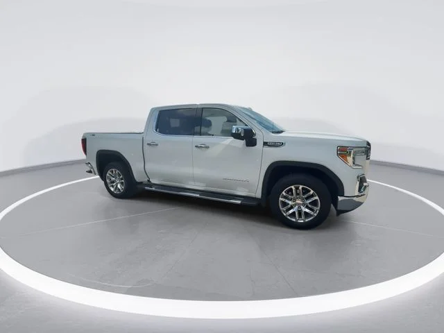 Used 2021 White GMC SLT image 2