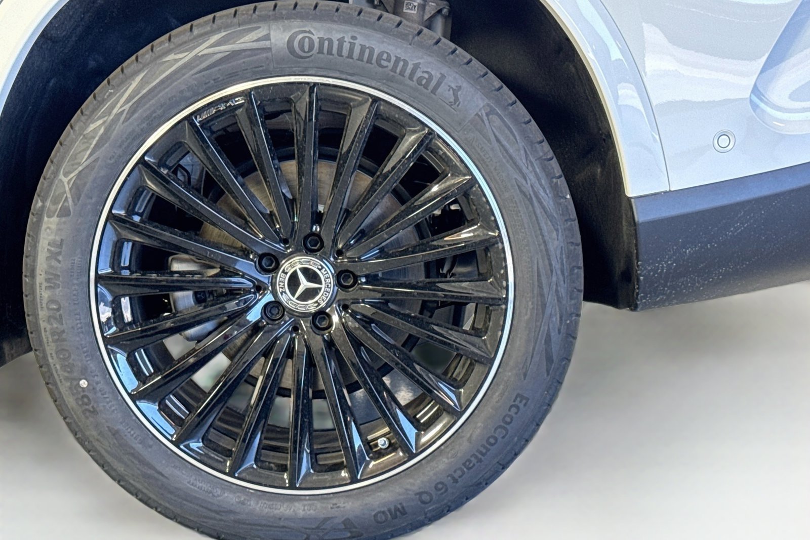 New 2026 Polar White Mercedes-Benz GLC 300 image 29