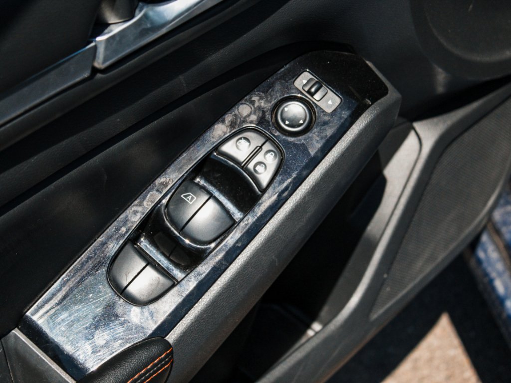 Used 2024 Deep Blue Pearl Nissan 2.5 SR image 9