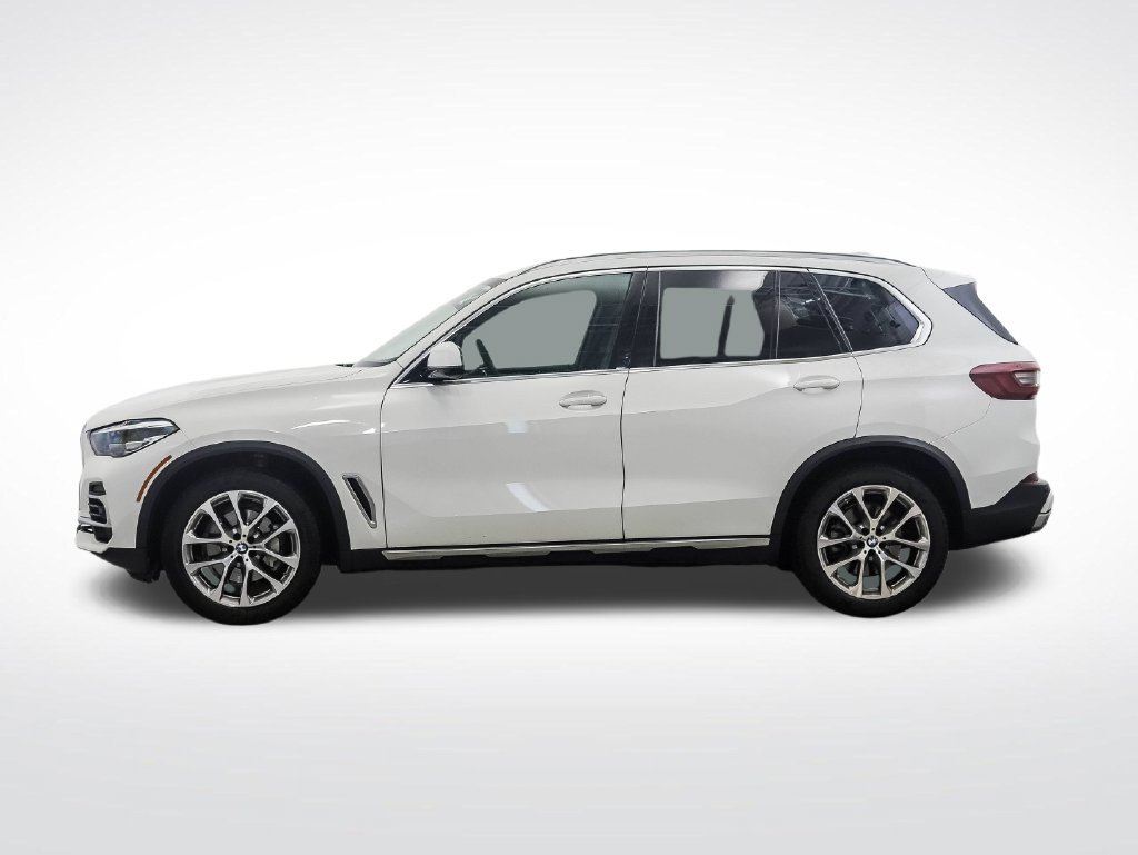 Used 2022 Alpine White BMW xDrive40i image 2