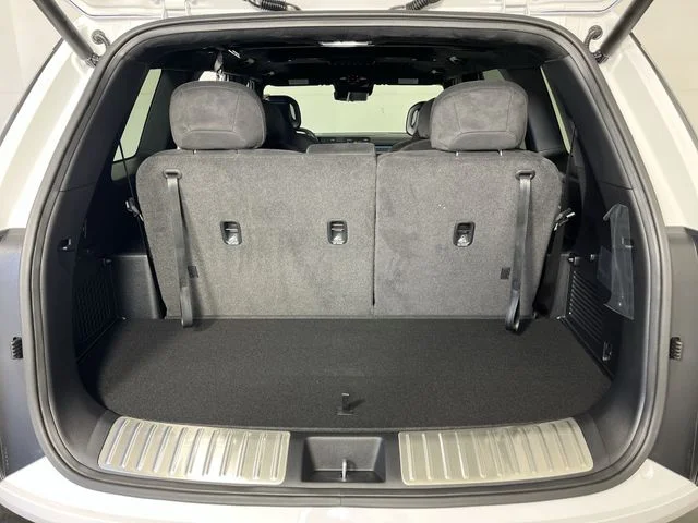 New 2027 Glacial White Pearl Kia SX-PRESTIGE image 25