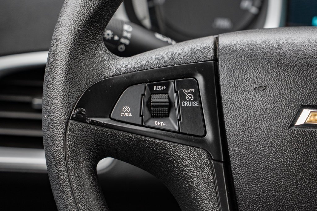 Used 2013 Black Chevrolet LS image 15