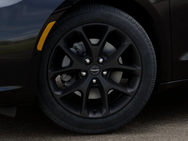 New 2026 Diamond Black Crystal Pearl-Coat Exterior Paint Chrysler Select image 39