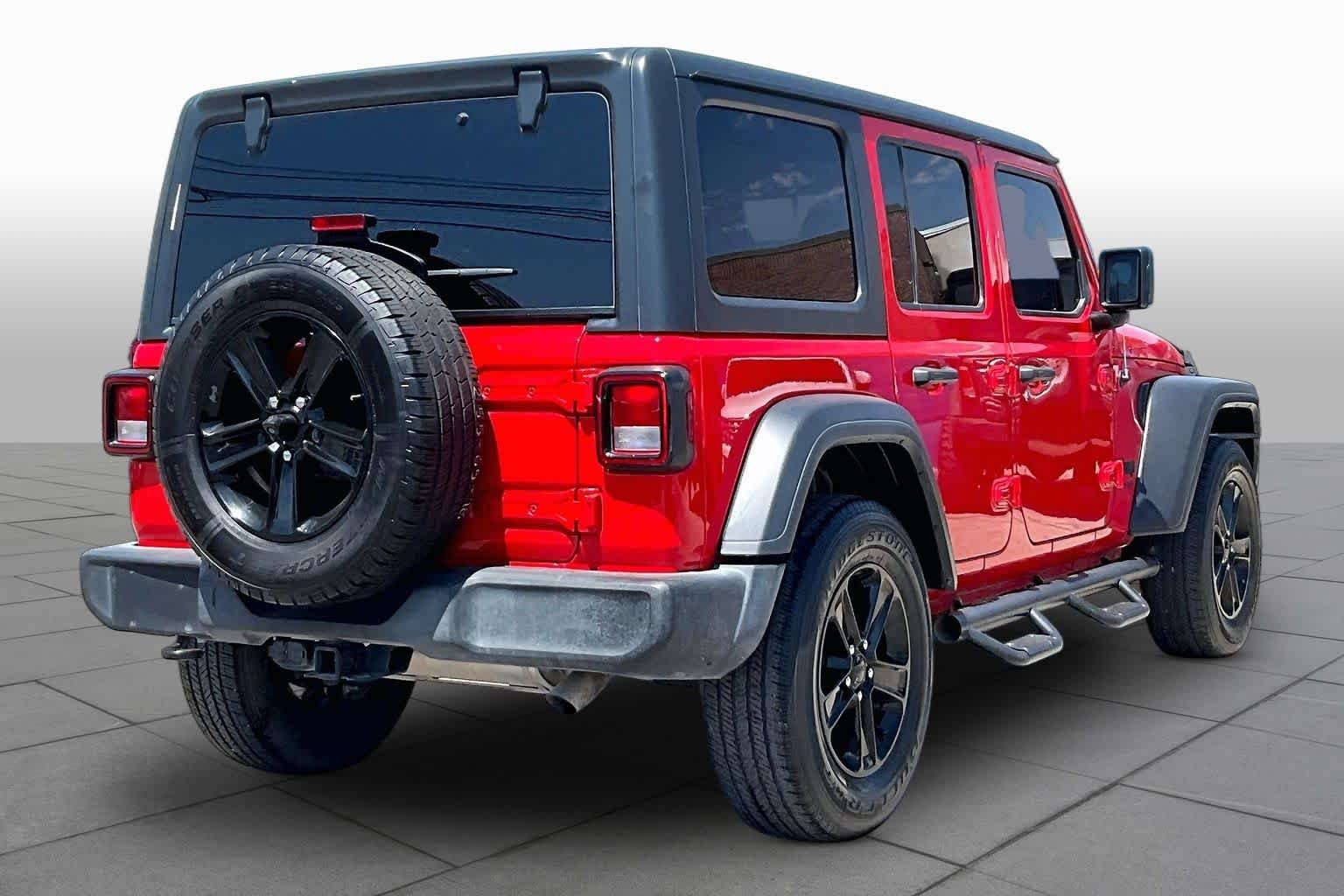 Used 2019 Firecracker Red Clearcoat Jeep Sport Altitude image 12