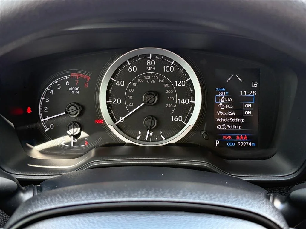 Used 2022 Red Toyota LE image 17