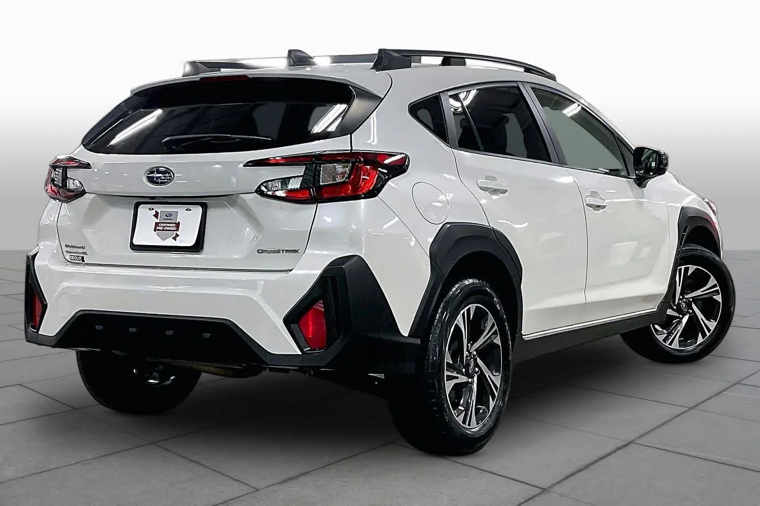 Used 2024 Crystal White Pearl Subaru Premium image 13