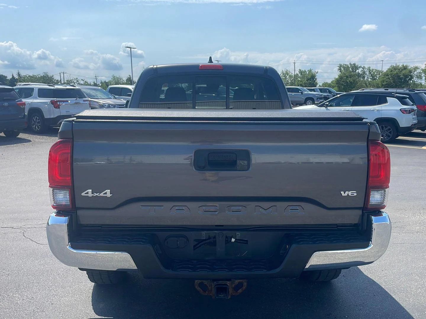 Used 2021 Magnetic Gray Metallic Toyota SR5 image 9