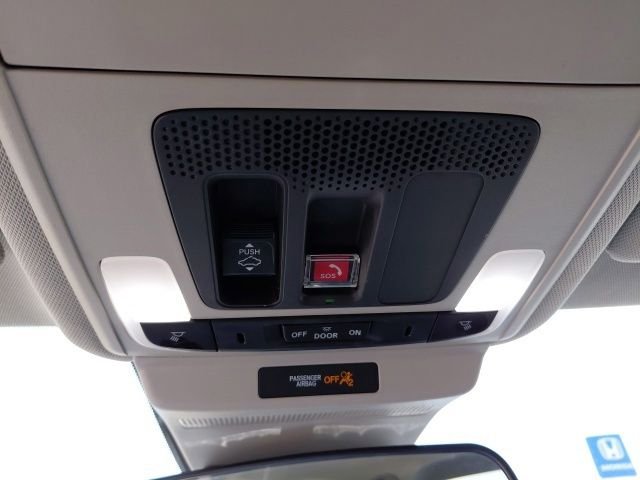 Used 2024 Canyon River Blue Metallic Honda EX image 21