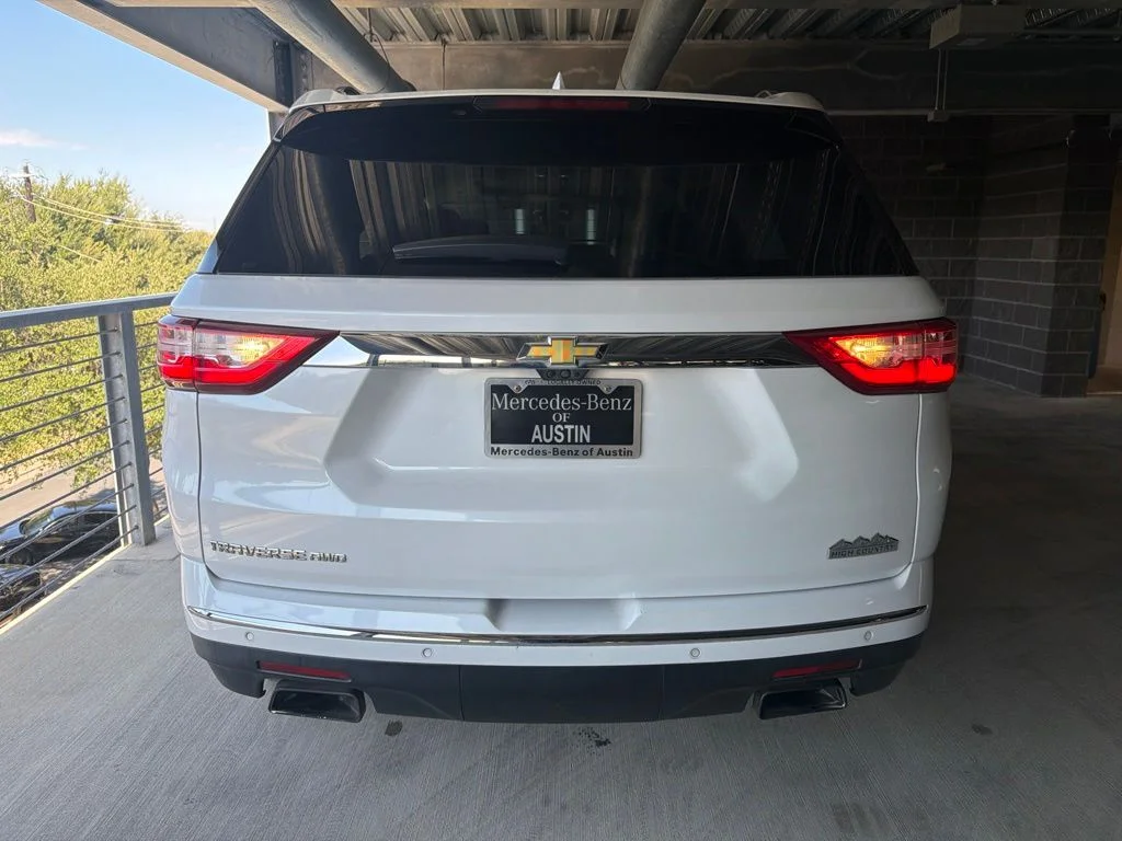 Used 2019 Beige Chevrolet High Country image 6