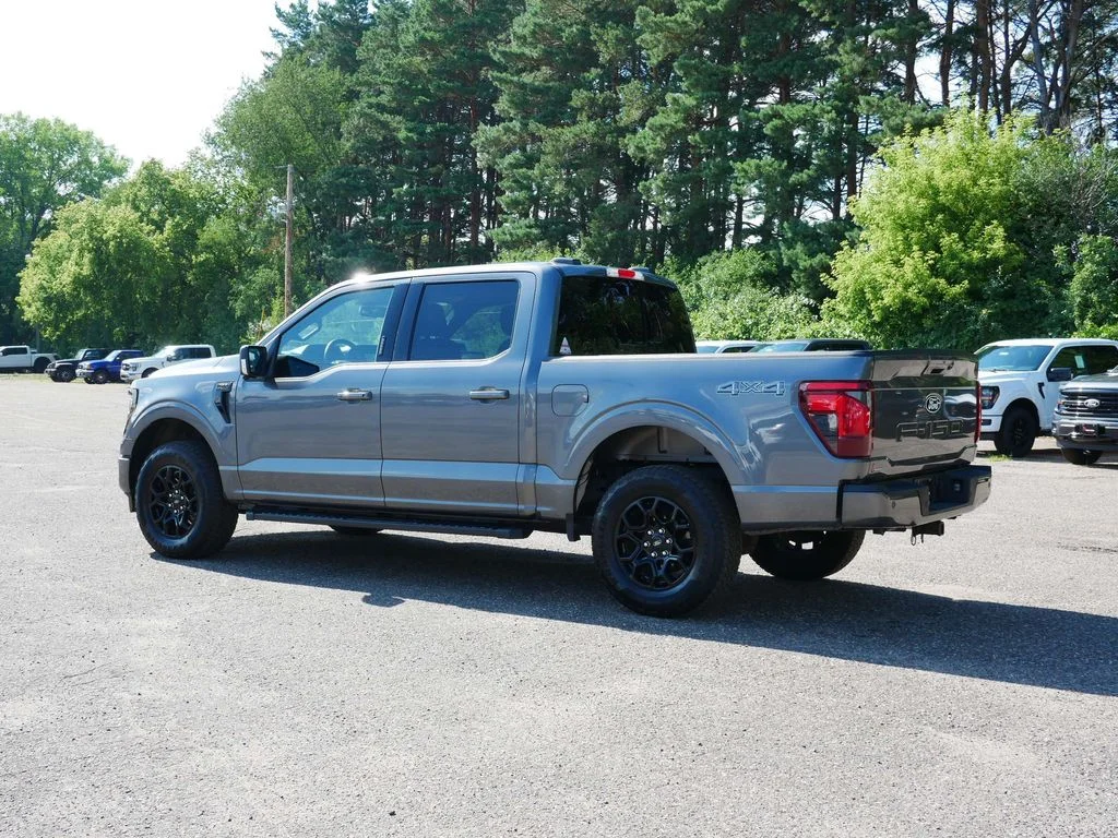 Used 2024 Gray Ford XLT image 4