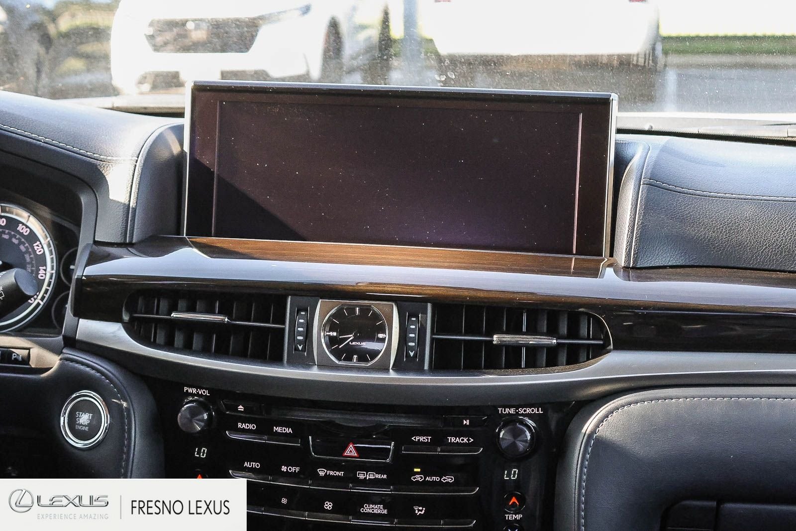 Used 2018 White Lexus 570 image 17