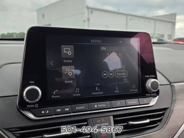 Used 2025 Black Nissan 2.5 SV image 19
