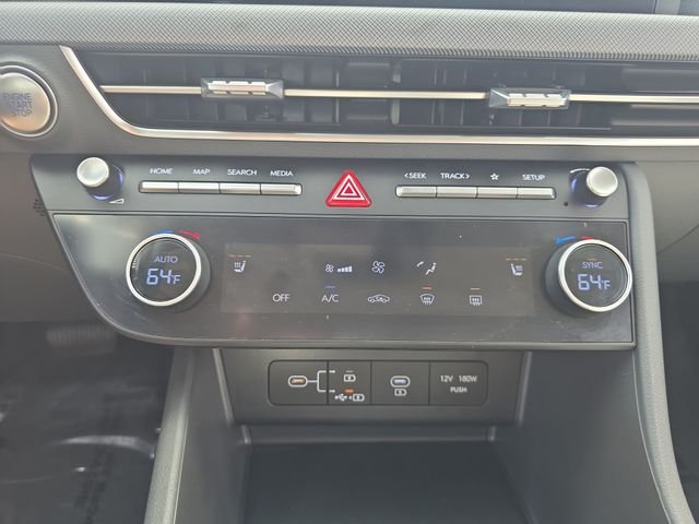 Used 2025 Gray Hyundai SEL image 18