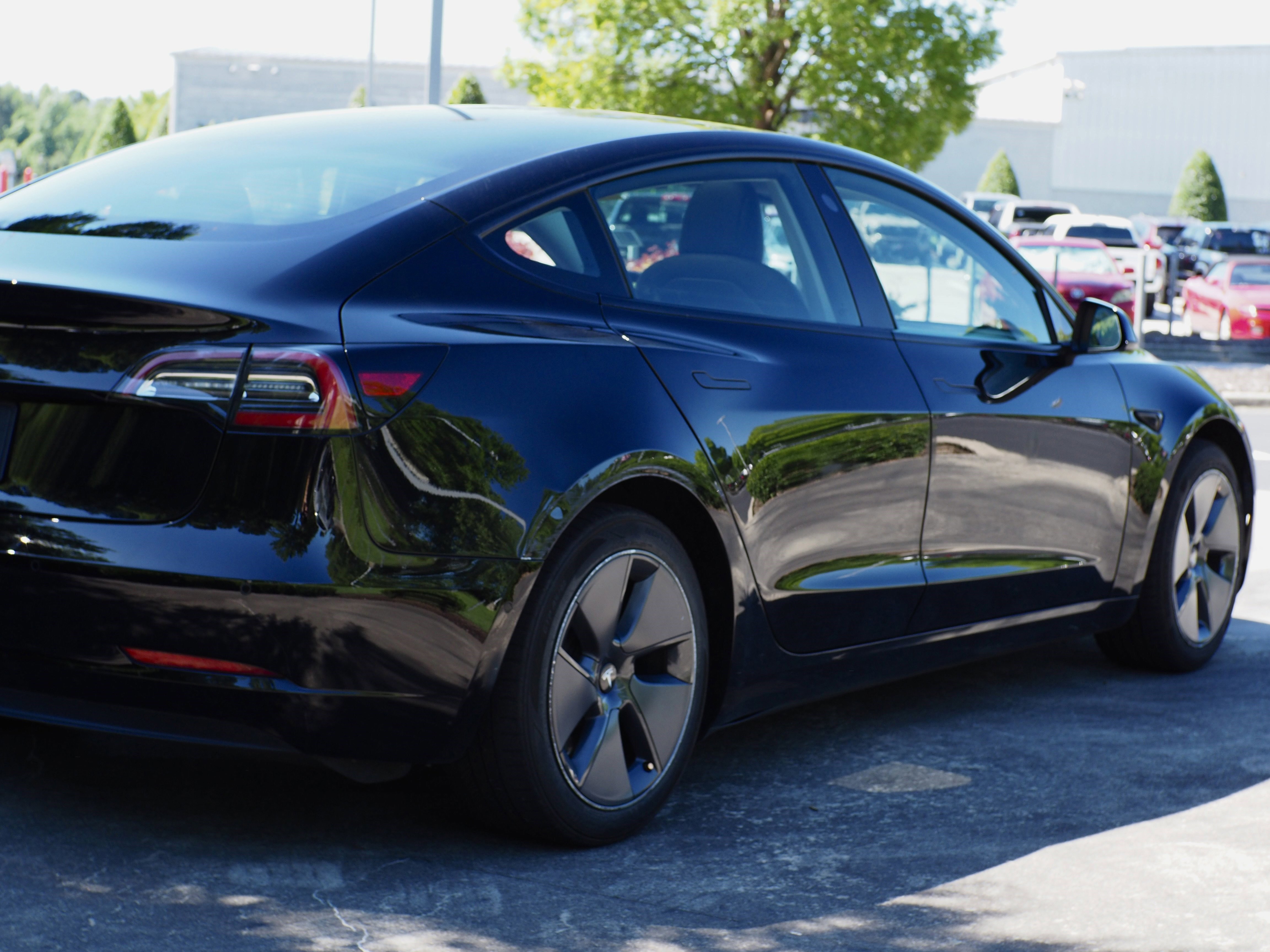 Used 2022 Tesla Model 3 Base with VIN 5YJ3E1EAXNF370919 for sale in Charleston, SC