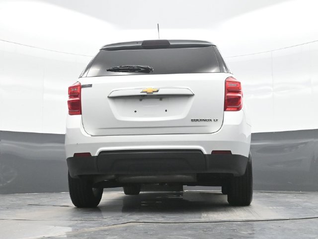 Used 2016 White Chevrolet LT image 18