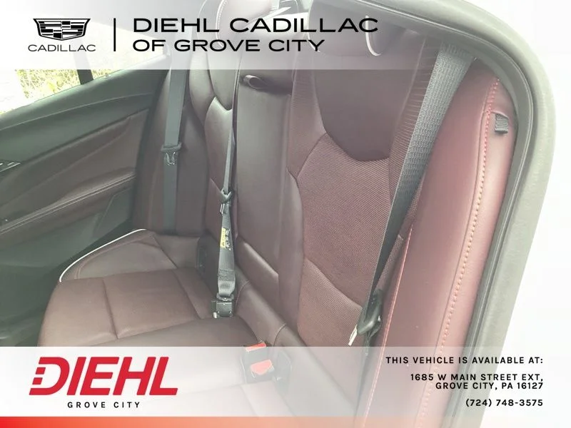Used 2021 White Cadillac Sport image 10