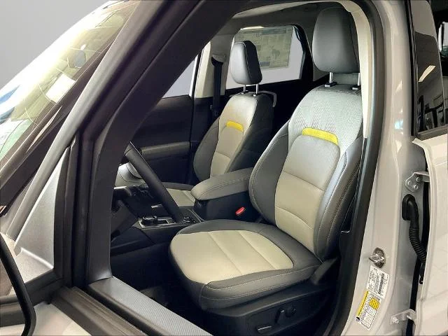 New 2026 Space White Metallic Ford Badlands® image 57