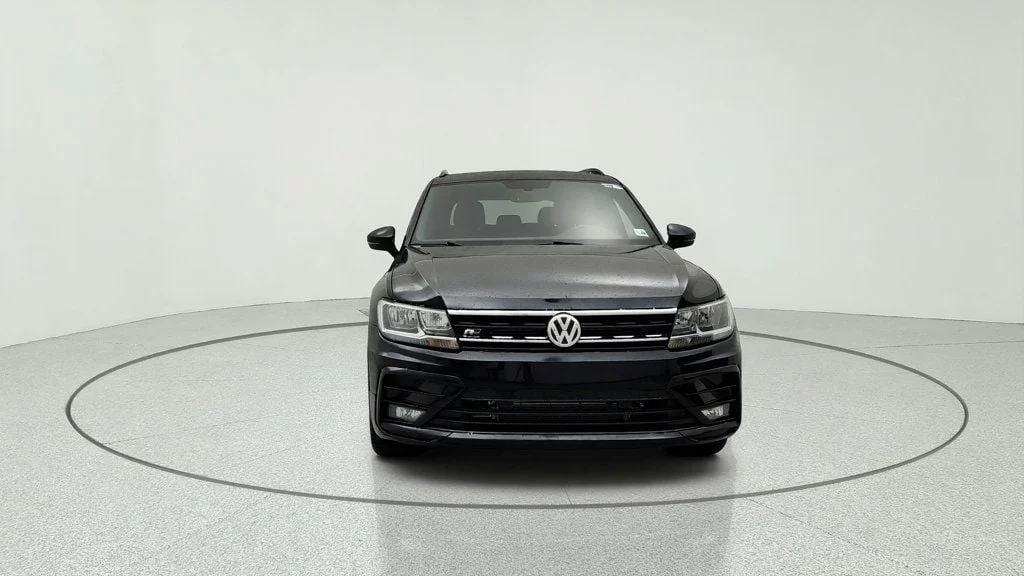 Used 2021 Deep Black Pearl Volkswagen 2.0T SE R-Line Black FWD image 2