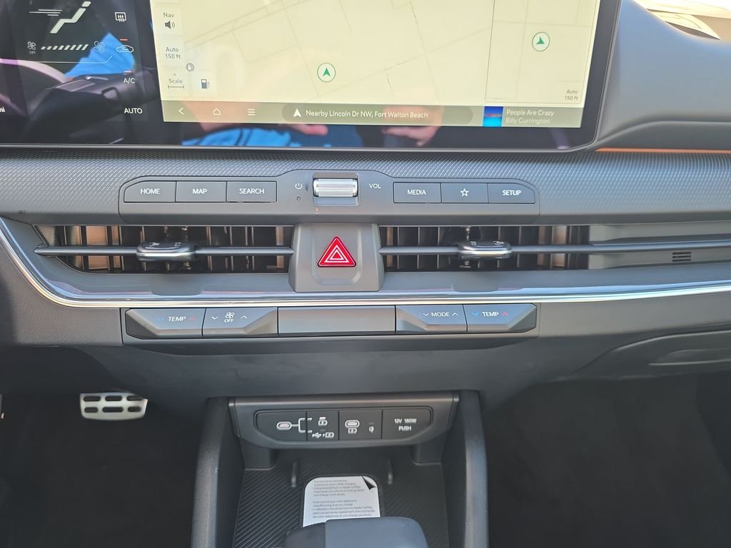 New 2026 Snow White Pearl Kia GT-Line Turbo image 27