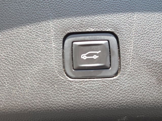 Used 2018 Gray Chevrolet LT image 13