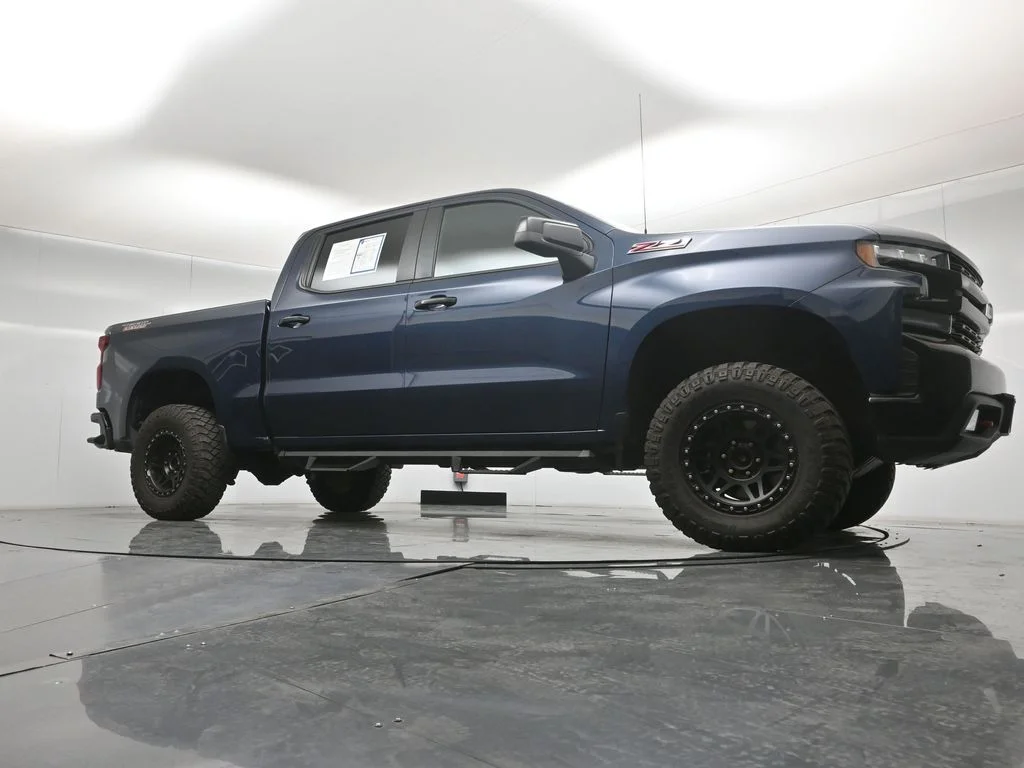 Used 2020 Blue Chevrolet LT Trail Boss image 47