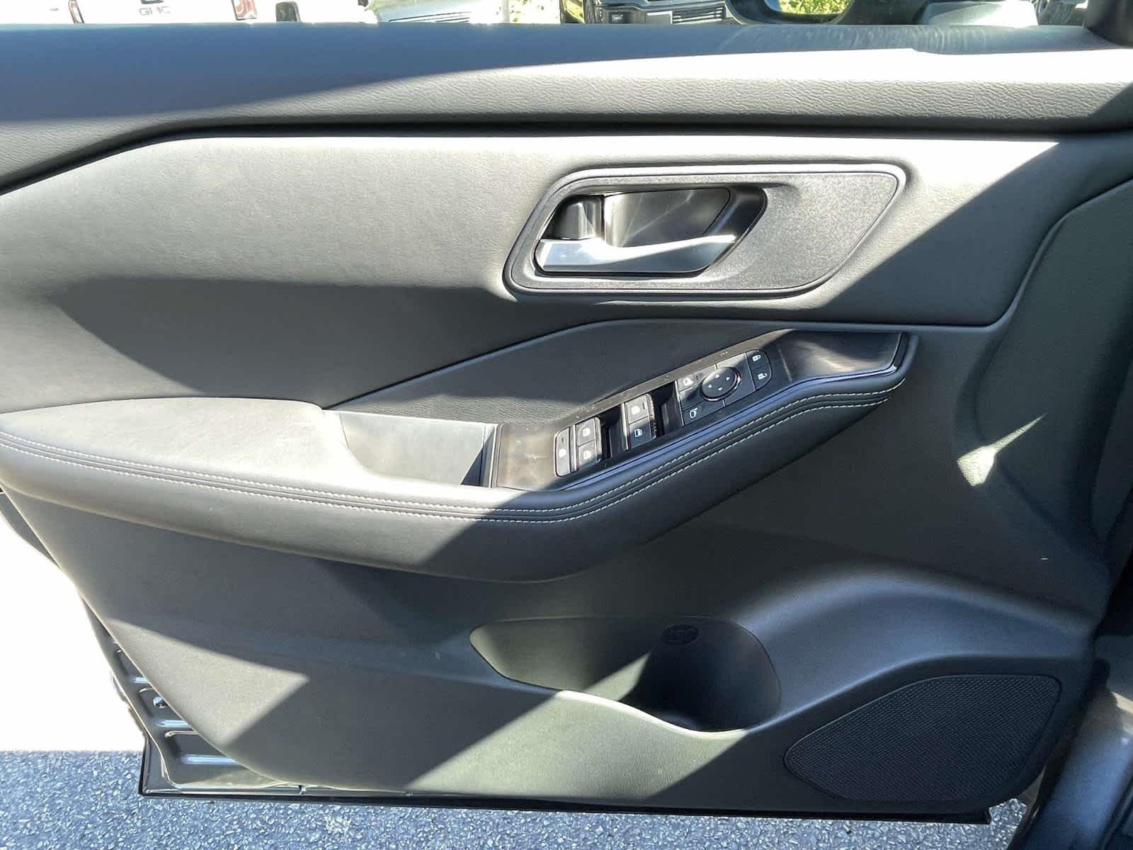New 2026 Gun Metallic Nissan SV image 26