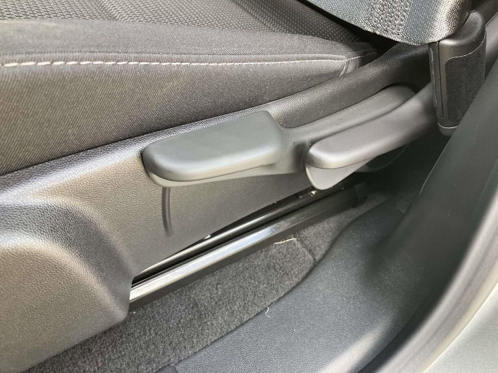 New 2026 Sterling Metallic GMC Elevation image 17