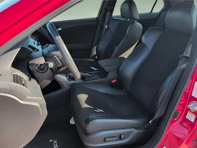 Used 2012 Red Acura 2.4 image 16