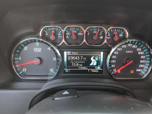 Used 2019 Black Chevrolet LT image 17