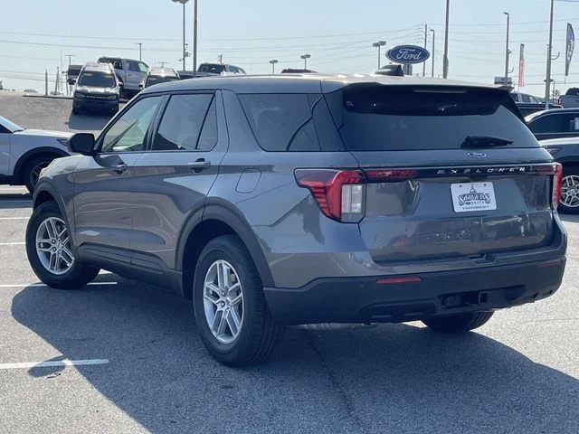 New 2026 Gray Ford Active image 4