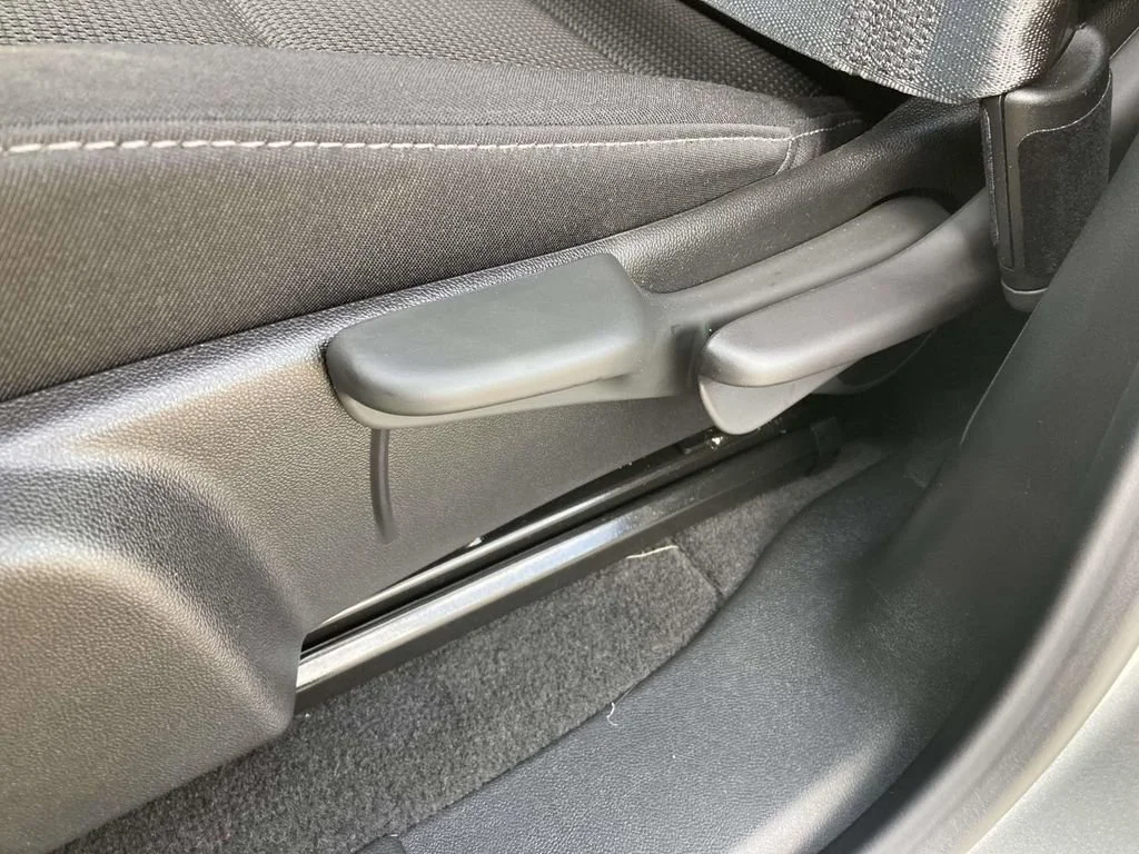 New 2026 Sterling Metallic GMC Elevation image 17