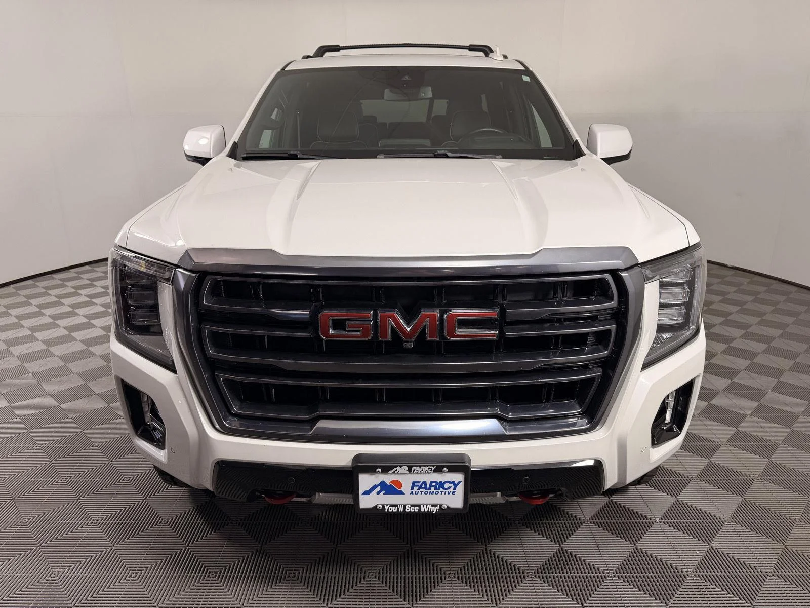 Used 2023 White Frost Tricoat GMC AT4 image 11