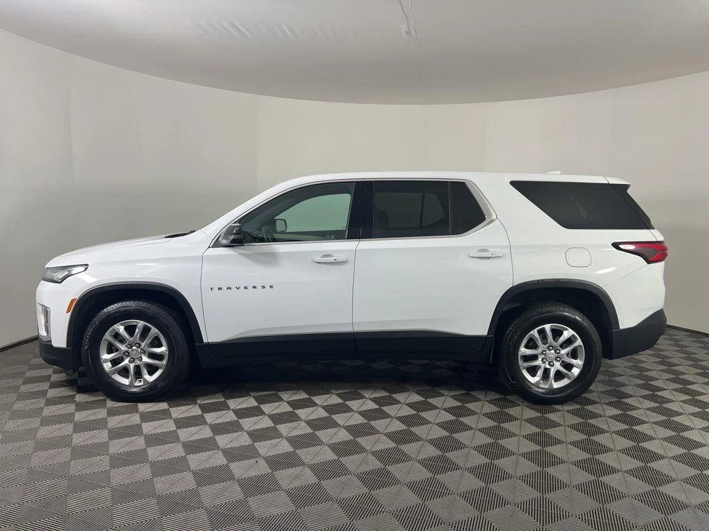 Used 2023 Summit White Chevrolet LS image 21
