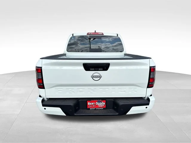 New 2027 Glacier White Nissan Crew Cab SV image 6