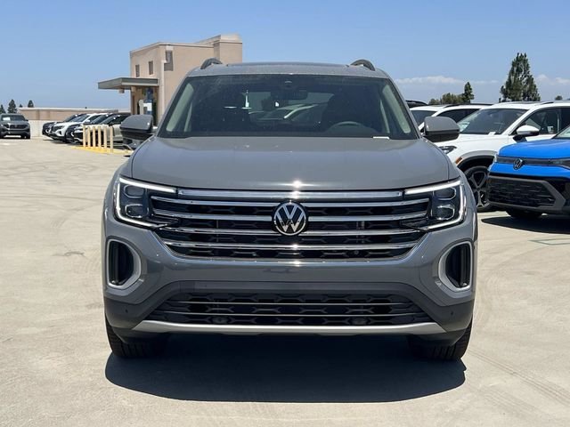 New 2026 Gray Volkswagen SE w/Technology image 4