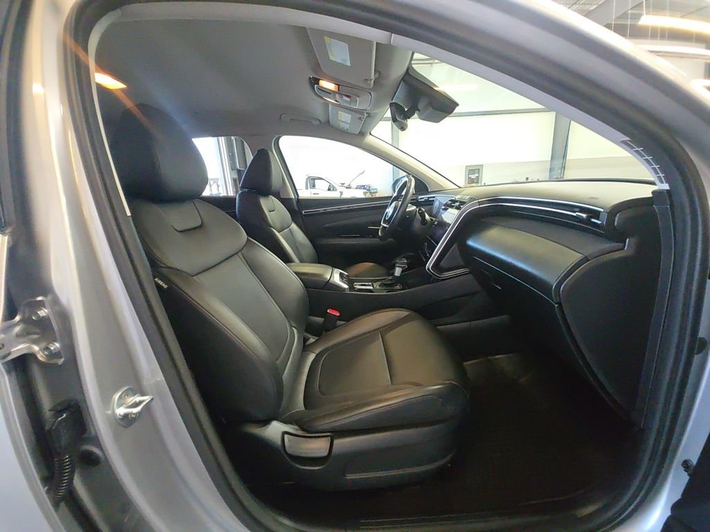 Used 2023 Silver Hyundai XRT image 29