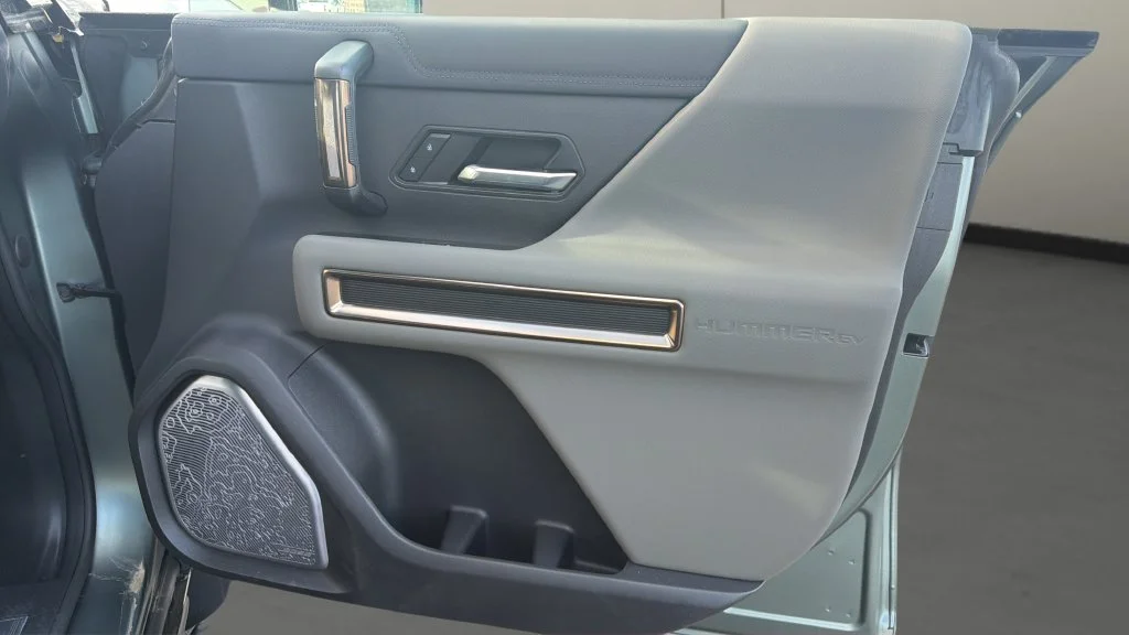 Used 2024 Green GMC 3X image 16