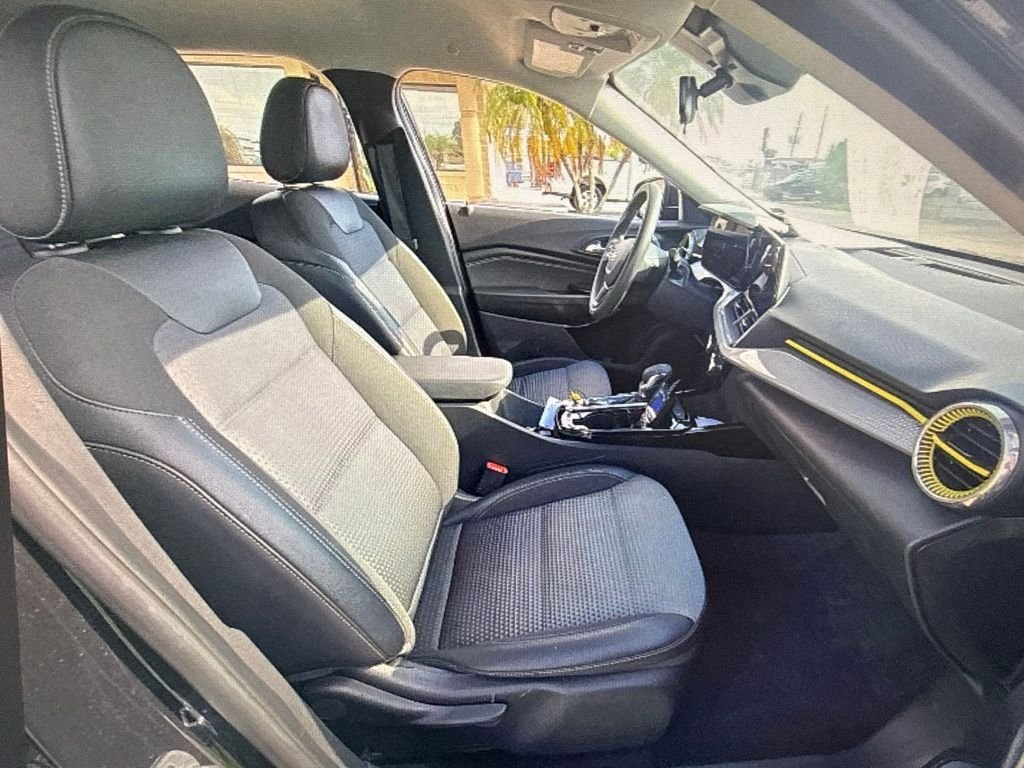 Used 2025 Black Chevrolet LT image 8
