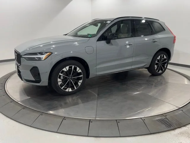 New 2026 Vapour Grey Volvo Plus image 1