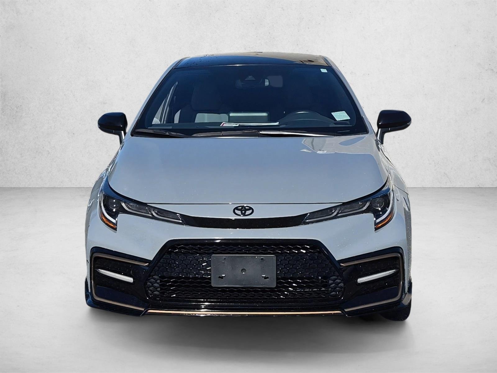 Used 2022 Cement w/Black Sand Pearl Roof Toyota APEX SE image 2