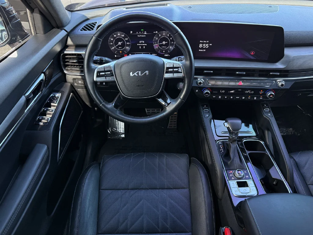 Used 2023 Black Kia SX Prestige X-Line image 20