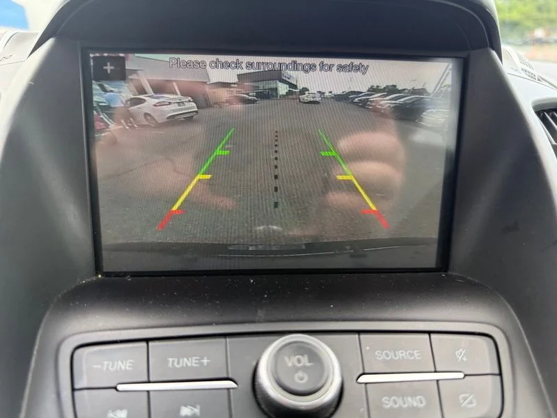 Used 2019 Black Ford SE image 13
