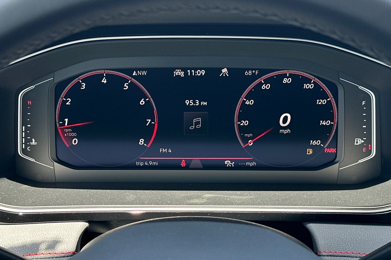 New 2026 Pure White Volkswagen 2.0T Autobahn image 23