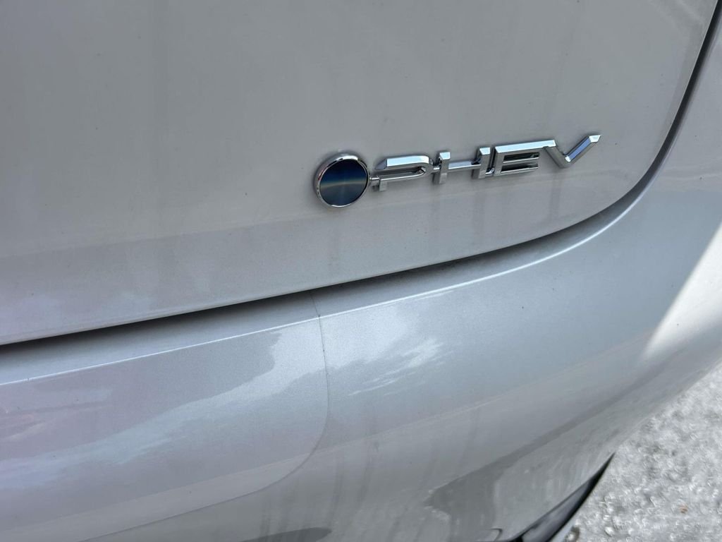 New 2026 Wind Chill Pearl Toyota XSE Premium image 10