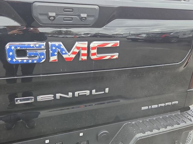 Used 2023 Onyx Black GMC Denali image 5