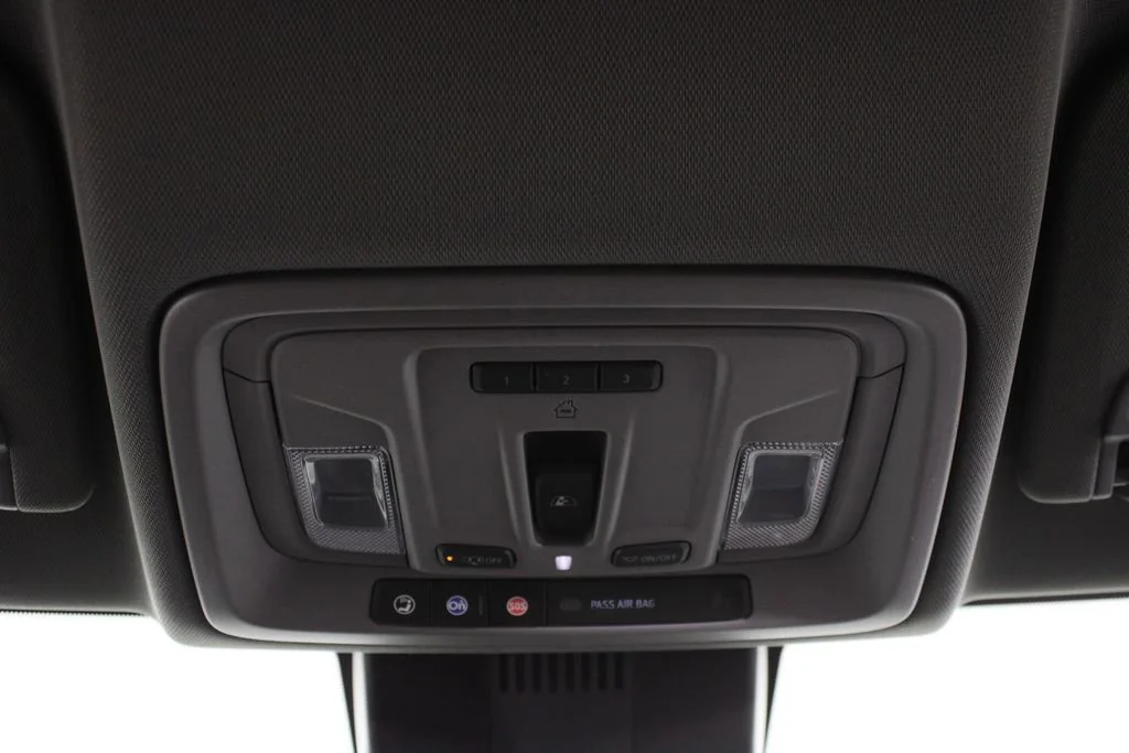 New 2026 Summit White GMC SLT image 22