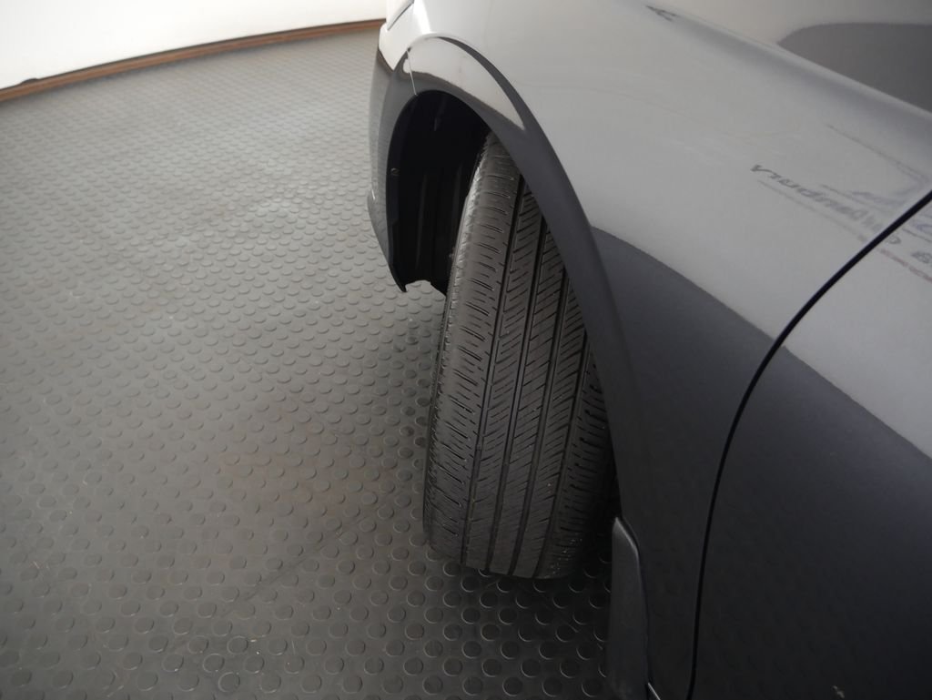 2023 Honda Civic LX - Photo 14