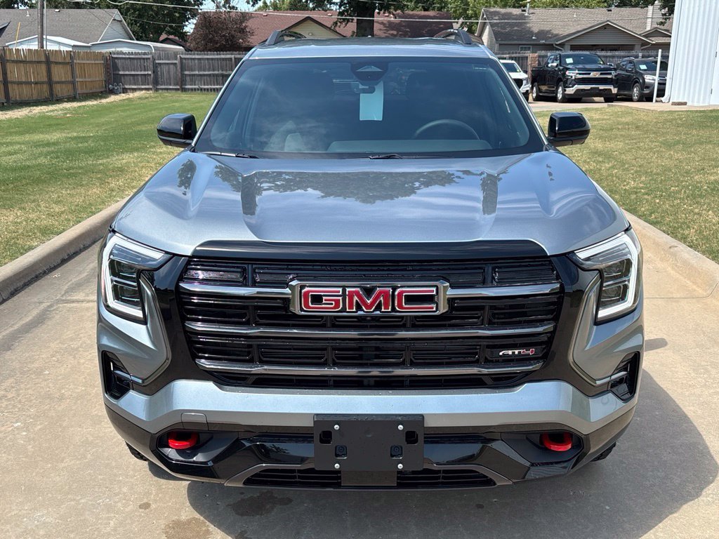 New 2027 Sterling Metallic GMC AT4 image 2