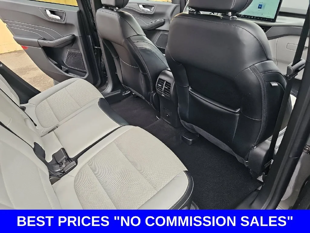 Used 2025 Gray Ford Base image 11