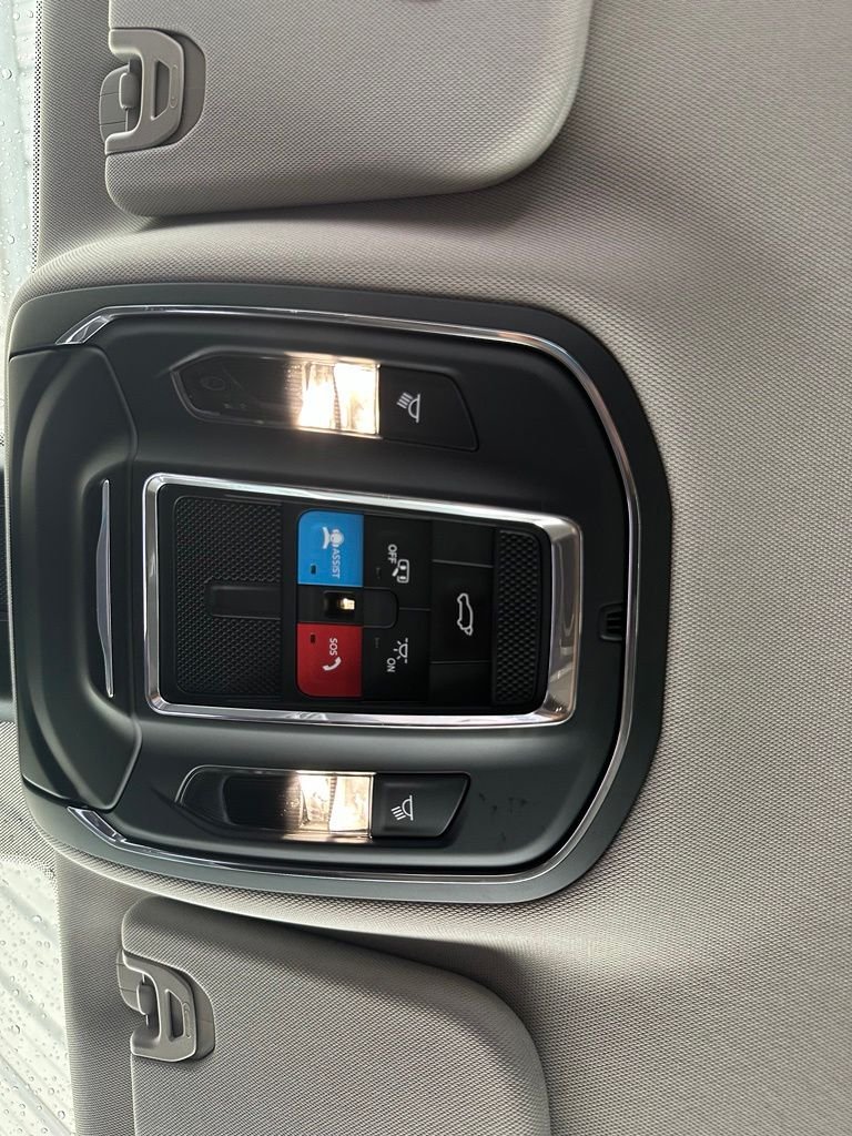 Used 2023 Silver Jeep Series II image 27